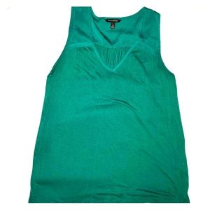 Banana Republic deep green v-neck sleeveless top